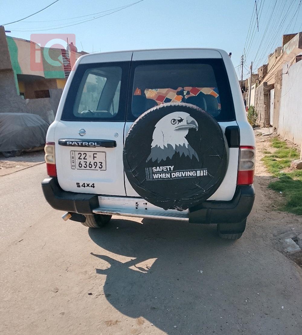 نيسان باترول